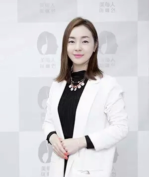 西双版纳金佳玭 美容协会会长